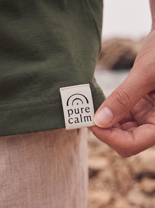 Camiseta pure calm - khaki green